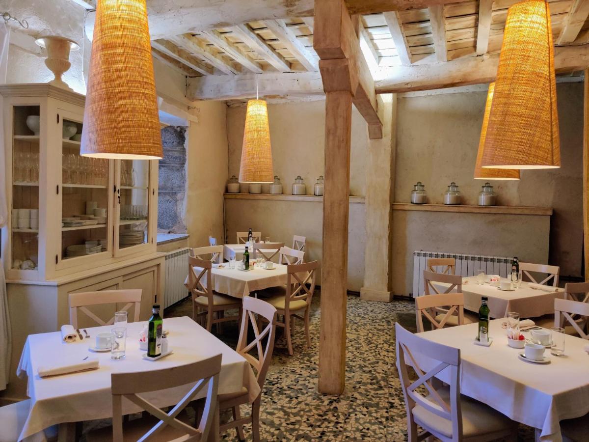 Posada Restaurante Casa De La Sal Candelario Eksteriør bilde